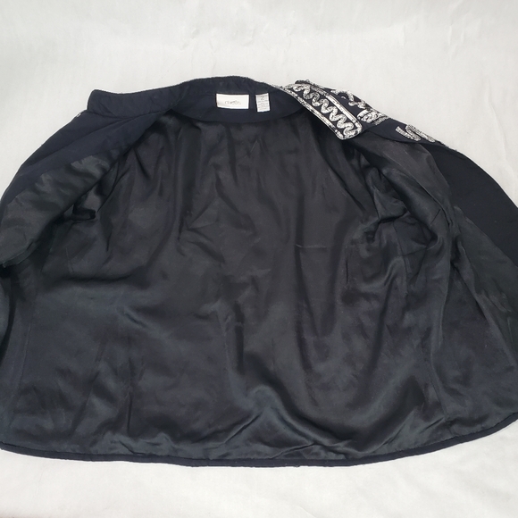 Chico's Black and White Art-To-Wear Bolero Abstract Dressy Blazer Jacket Size 2 - Picture 6 of 11